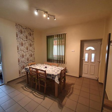 Ladik Vendeghaz Hotel Tiszafured Luaran gambar