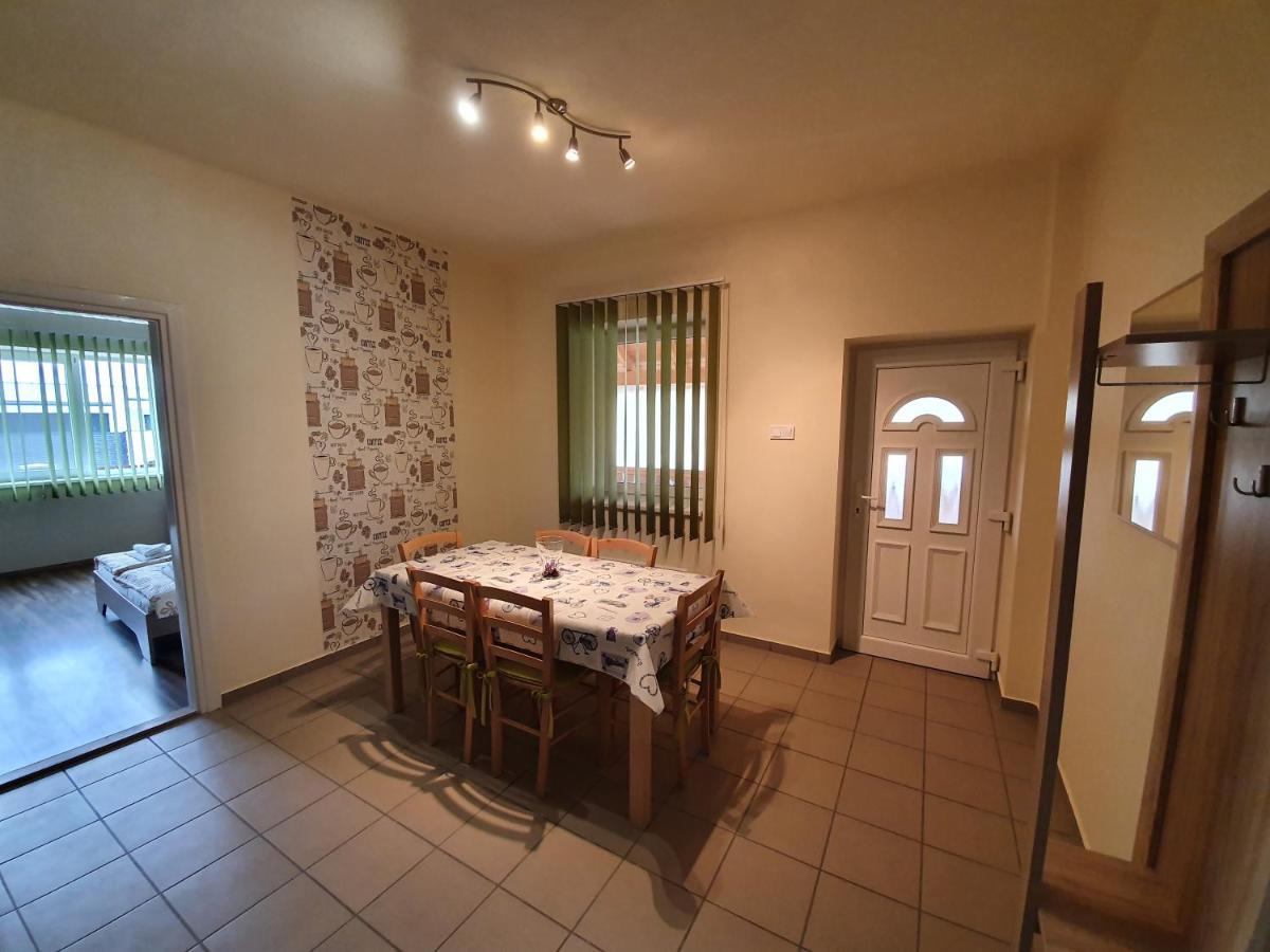 Ladik Vendeghaz Hotel Tiszafured Luaran gambar